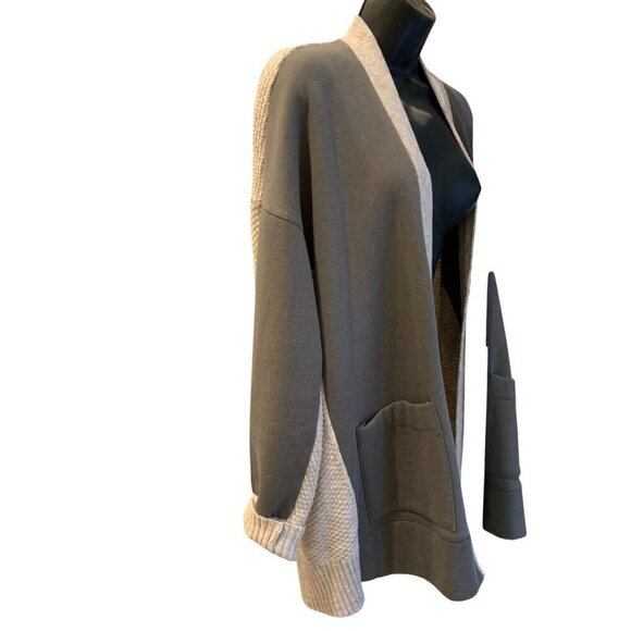 Splendid open front cardigan / jacket 52’ back seam 33’ long - Picture 4 of 13